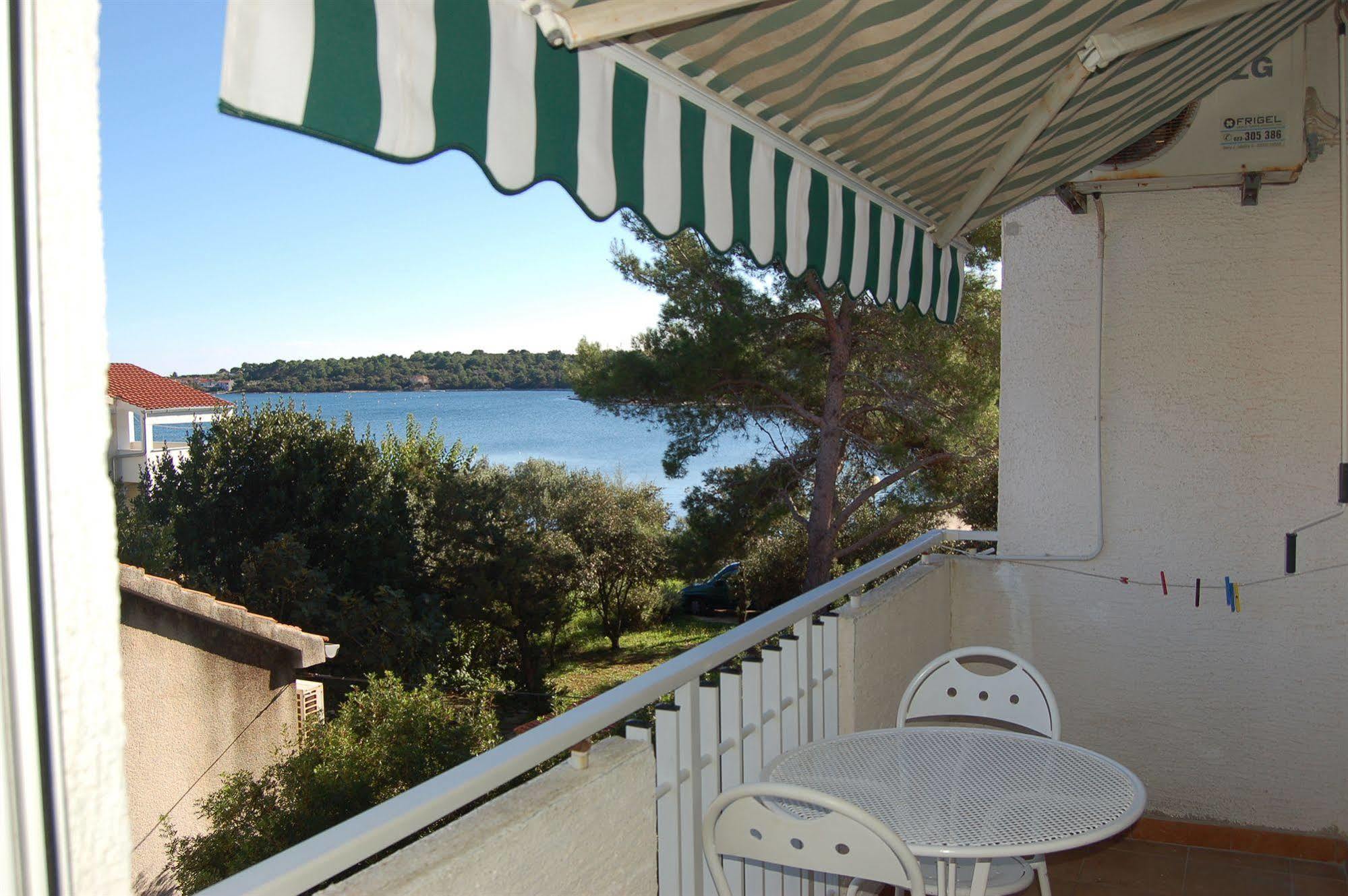 Gorgonia Apartments & Suites Verunić المظهر الخارجي الصورة