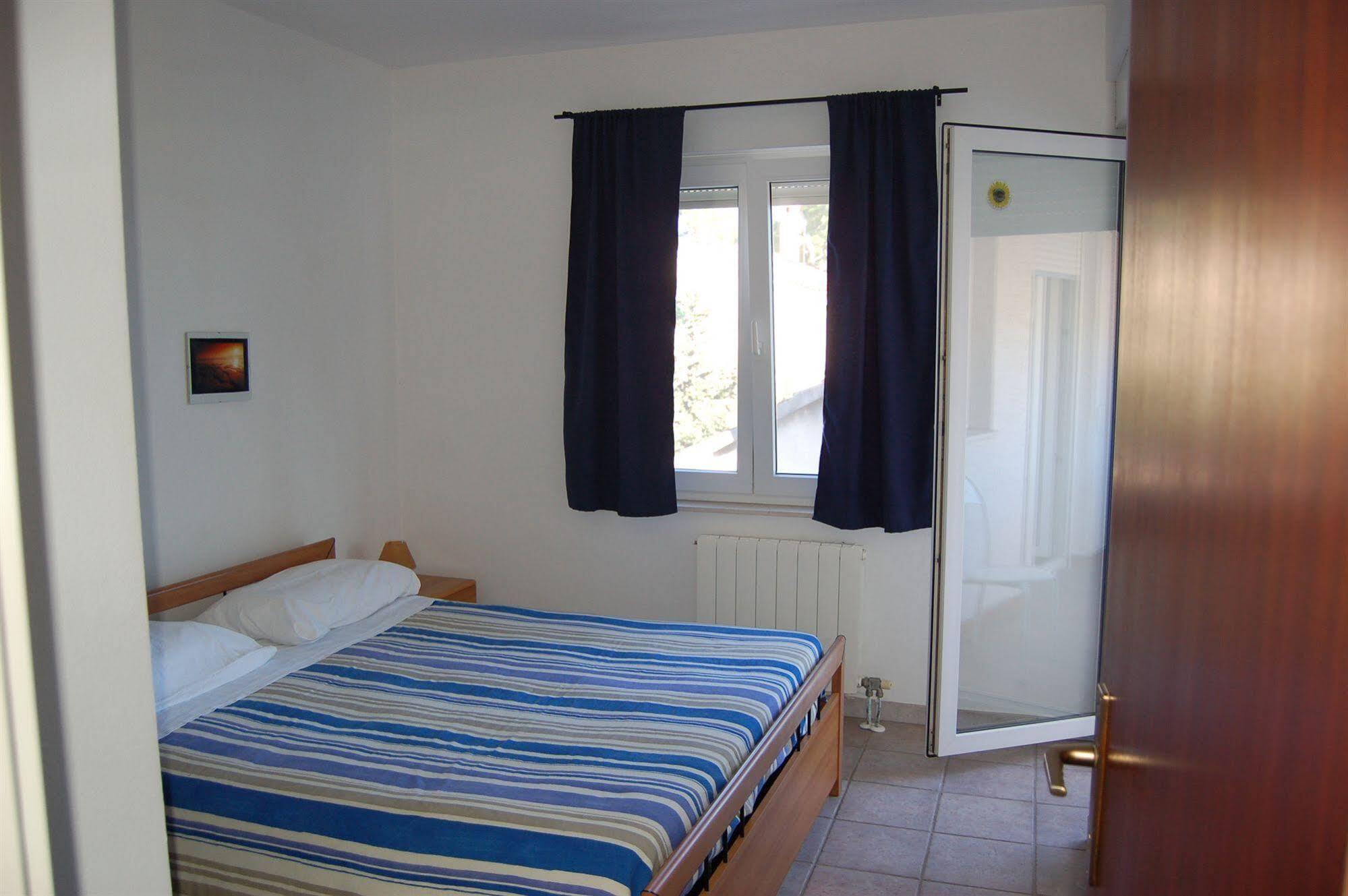 Gorgonia Apartments & Suites Verunić المظهر الخارجي الصورة